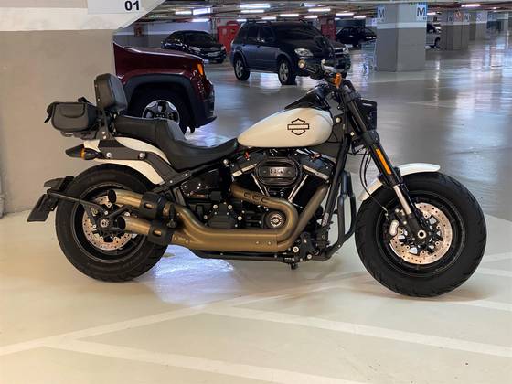 HARLEY-DAVIDSON SOFTAIL FAT BOB 114 